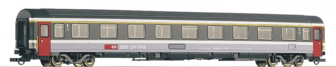 Passenger car 1st class type Eurofima<br /><a href='images/pictures/Roco/161288_c.jpg' target='_blank'>Full size image</a>